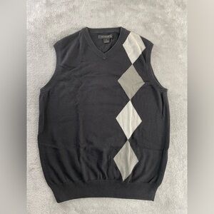 Axist Sweater Vest Mens M Black Argyle Cotton Blend Knit V-Neck Pullover Golf
